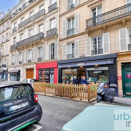 Apartment 62 - Beautiful Triangle D- 100m From Champs-elysees Paris